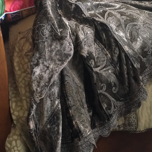 Jacket - Picture 3 of 4